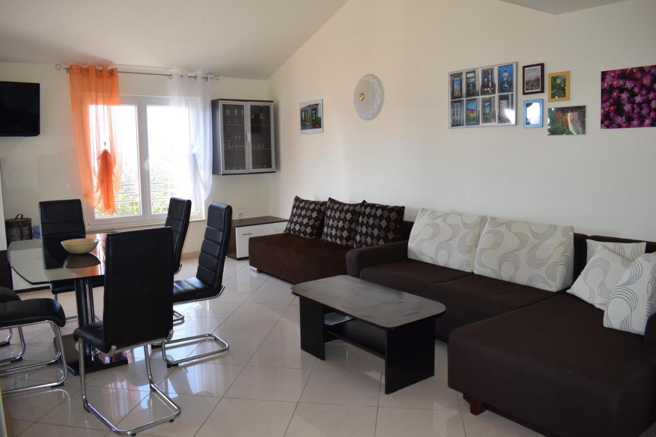 Apartment Vista Mare مالينسكا المظهر الخارجي الصورة